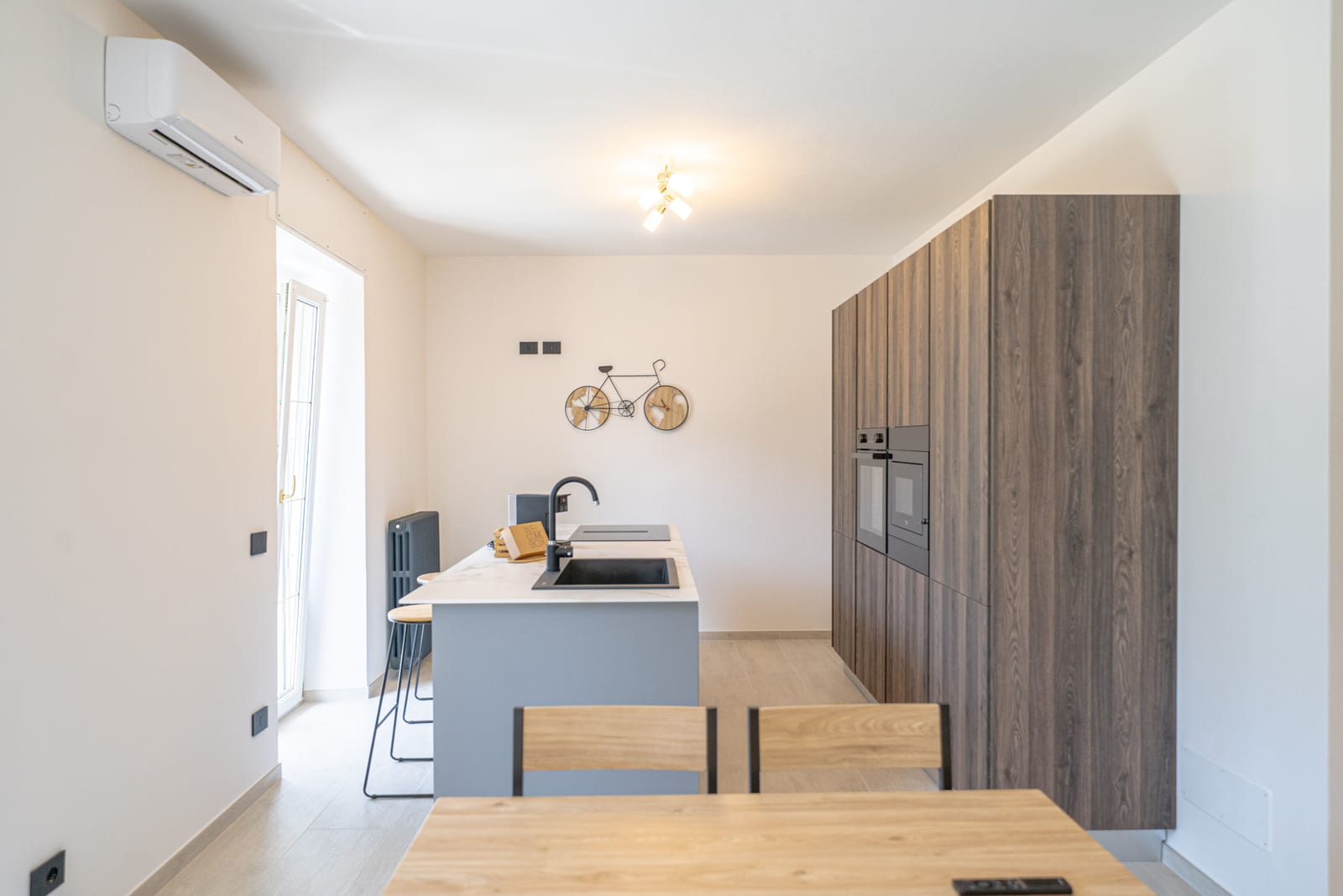 Suite Giada — soggiorno, arco